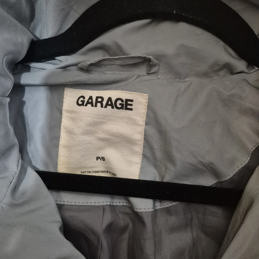 Reflective Puffer Jacket - Picture 6 of 6